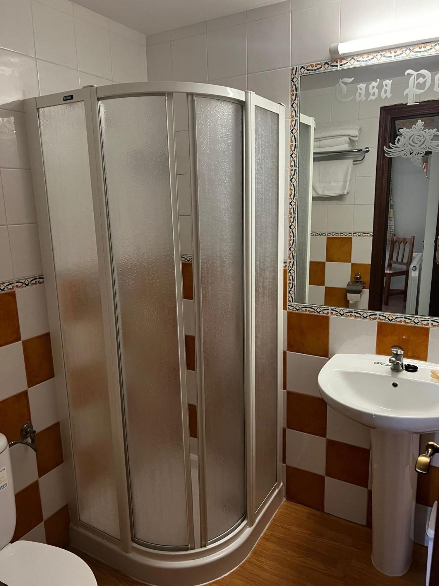 Casa Pelentos Sandiniés Exteriör bild