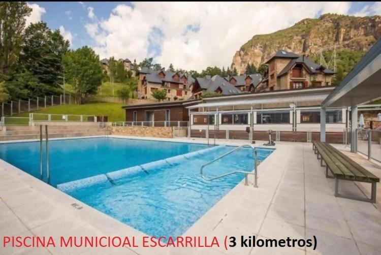 Casa Pelentos Sandiniés Exteriör bild